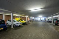Raadhuisstraat- Parkeerplaatsen, Roden