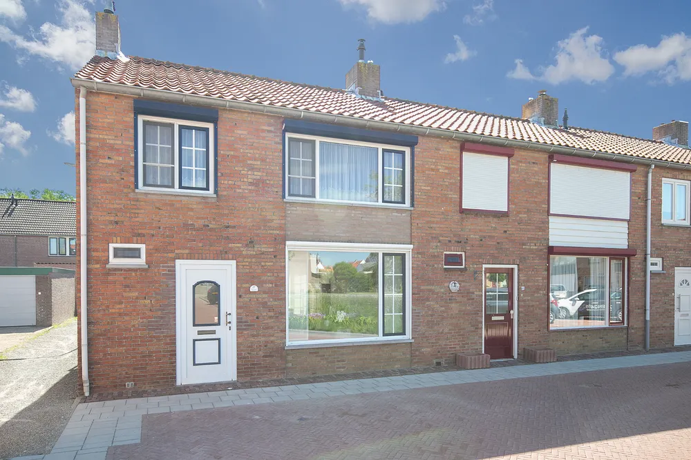 Hoekwoning aan Magdalenehof , Sluis