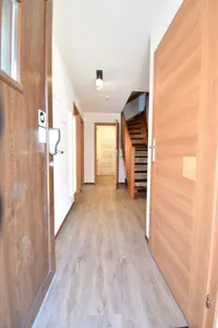 Am Kellerborn 1, Ediger-eller