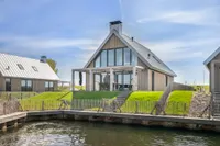 Oesterdam 327, Tholen