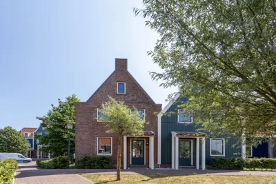 De Krom 215, 1131PR, Volendam, Noord-Holland