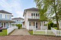 Nieuwe Zeedijk 1, Hellevoetsluis