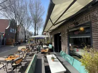 Oosterburen 5, Midsland
