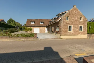 Bovenstraat 4, 6141CD, Limbricht, Limburg