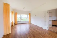 Oosteinde, Nieuwleusen