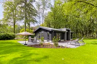 Wellenseind 9, Lage Mierde