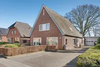 Spoorstraat 11, Daarlerveen