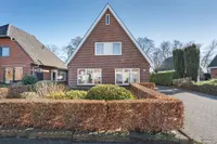 Spoorstraat 11, Daarlerveen