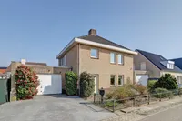 Meidoornstraat 7, Grathem