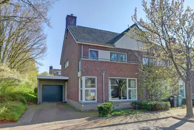 Strovelden 15, 5685JZ, Best, Noord-Brabant