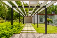 Lange Wijnen 9, Laren