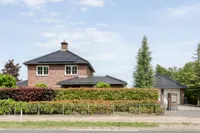 Nieuwe Daarlerveenseweg 10, Vriezenveen