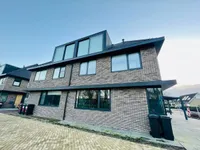 Van Hallstraat, Zwanenburg