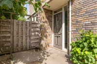 Paleismuur 70, Houten