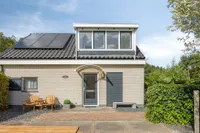 Hopman de Rijklaan 1, Vrouwenpolder
