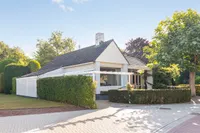Hertenlaan 9, Hoeven
