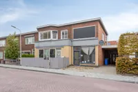 Wilhelminastraat 42, Axel