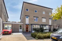 Muntmeester 464, Uden