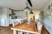 De Eenhoorn 2E, Oosterblokker