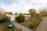 Tsjomme Wiardaleane 11, Sneek