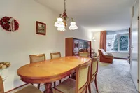 Plevierstraat 12, Velden