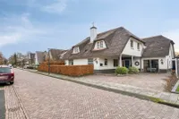 Zuiderstraat 24, Enter