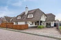 Zuiderstraat 24, Enter