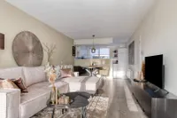 Stationsweg 14b, Enter