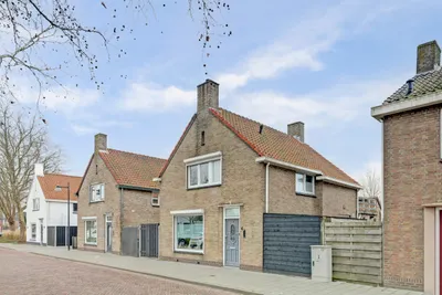 Marktstraat 4, 4453AJ, 's-heerenhoek, Zeeland