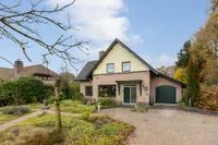 Dennenlaan 27, Hoogerheide