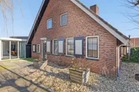 Brinkstraat 17, Enter