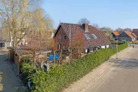 Brinkstraat 17, Enter