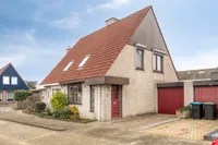 Van Nispenstraat 28, Steenbergen
