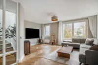 Oranjetiphof 8, Schiedam