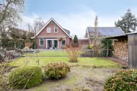 Hollanderdijk 2, Enter