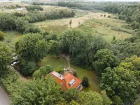 Laone 16, Renesse