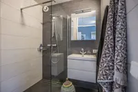 Eversdijk 6 a ZH21, Enter