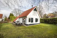 Eversdijk 6 a ZH21, Enter