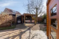 Nierslaan 42, Helmond
