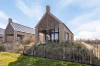 Oesterdam 245, Tholen