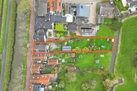 Neck 12, Wijdewormer