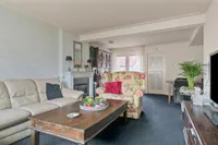 Julianastraat 25, Enter