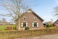 van Elzenweg 1, Hegelsom