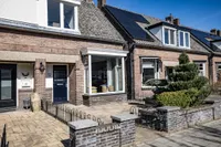 Dahliastraat 12, Almelo