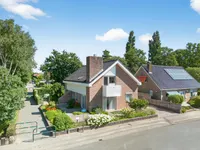 Kluut 38, Sommelsdijk