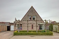 Emmastraat 8, Kortgene