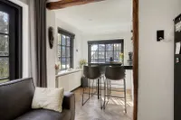 Oude Pastoriestraat 1, Enter