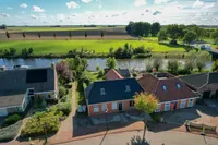 Stadsweg 12, Lauwerzijl