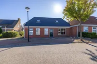 Stadsweg 12, Lauwerzijl