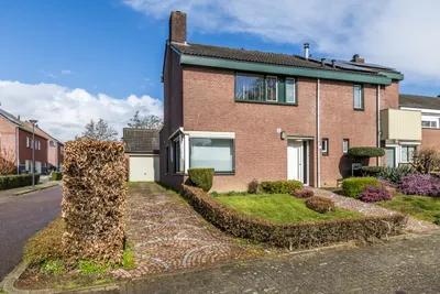 Mozartstraat 1, 6438KP, Oirsbeek, Limburg